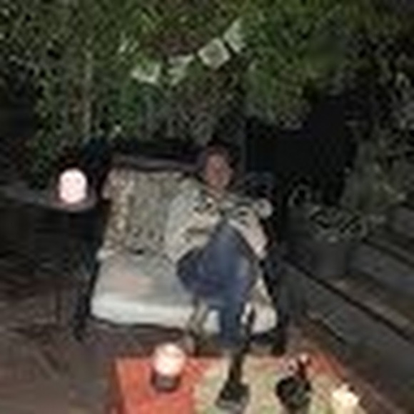 Meet your Posher, Shannon - Picture 1 of 1